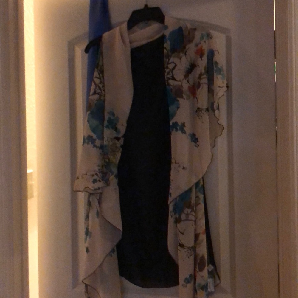 Flowered shawl Boutique find